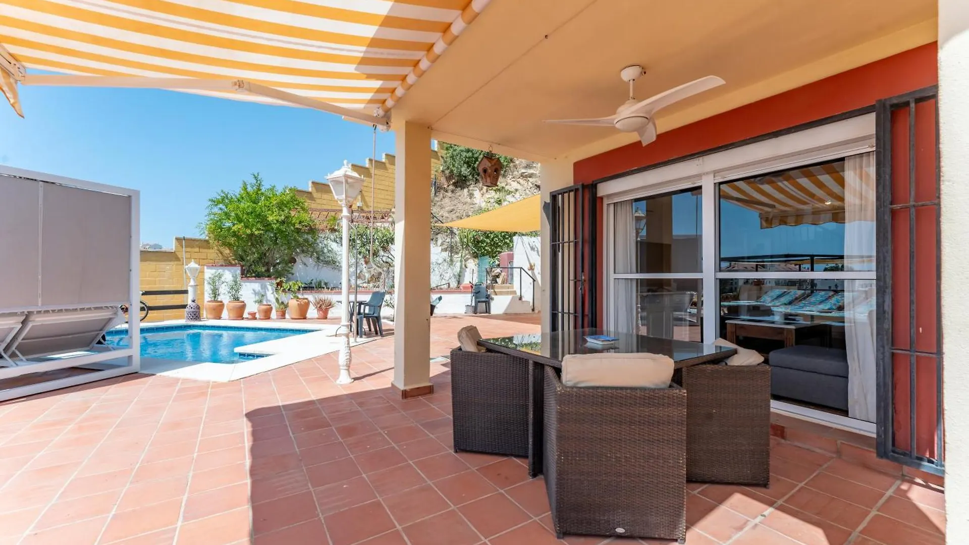Vb Moraleda Villa 3Br Sea Views 베날마데나코스타 0*,