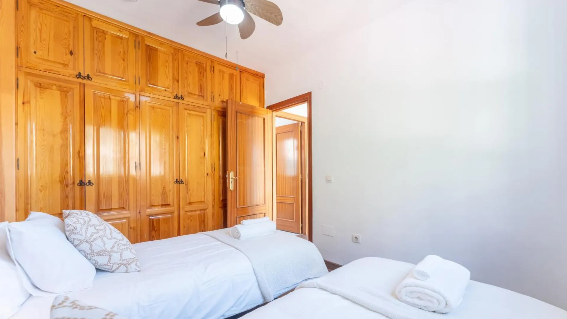Vb Moraleda Villa 3Br Sea Views 베날마데나코스타