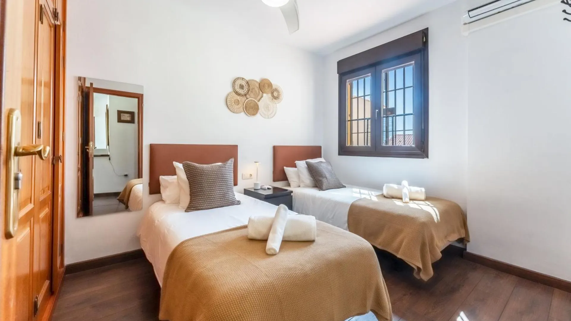 Vb Moraleda Villa 3Br Sea Views 베날마데나코스타 0*,  스페인
